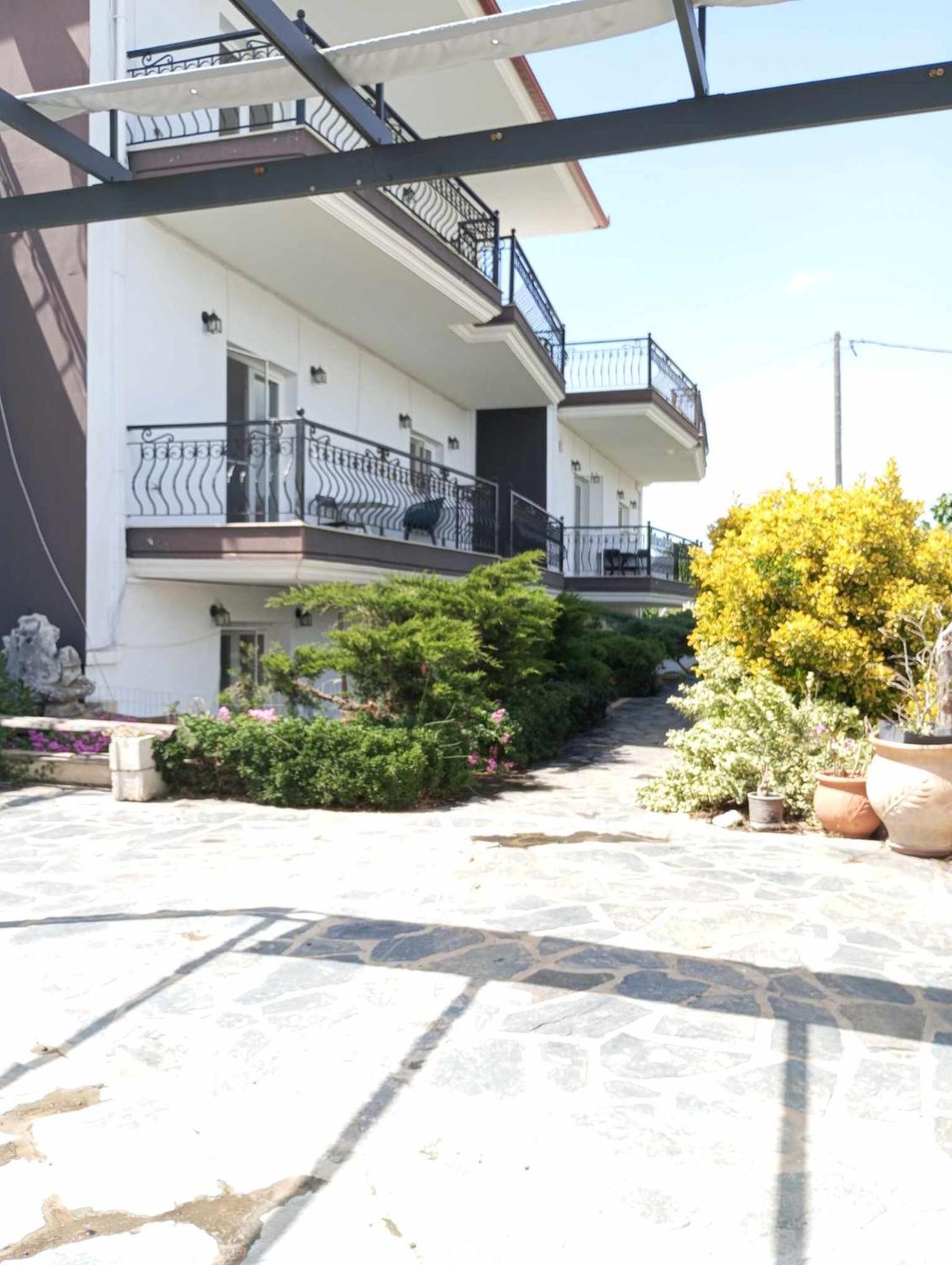 Villa Camellia Vrazná Kültér fotó