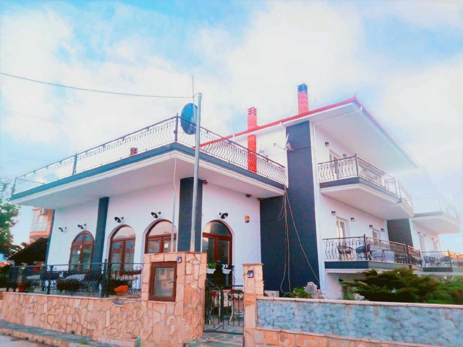 Villa Camellia Vrazná Kültér fotó